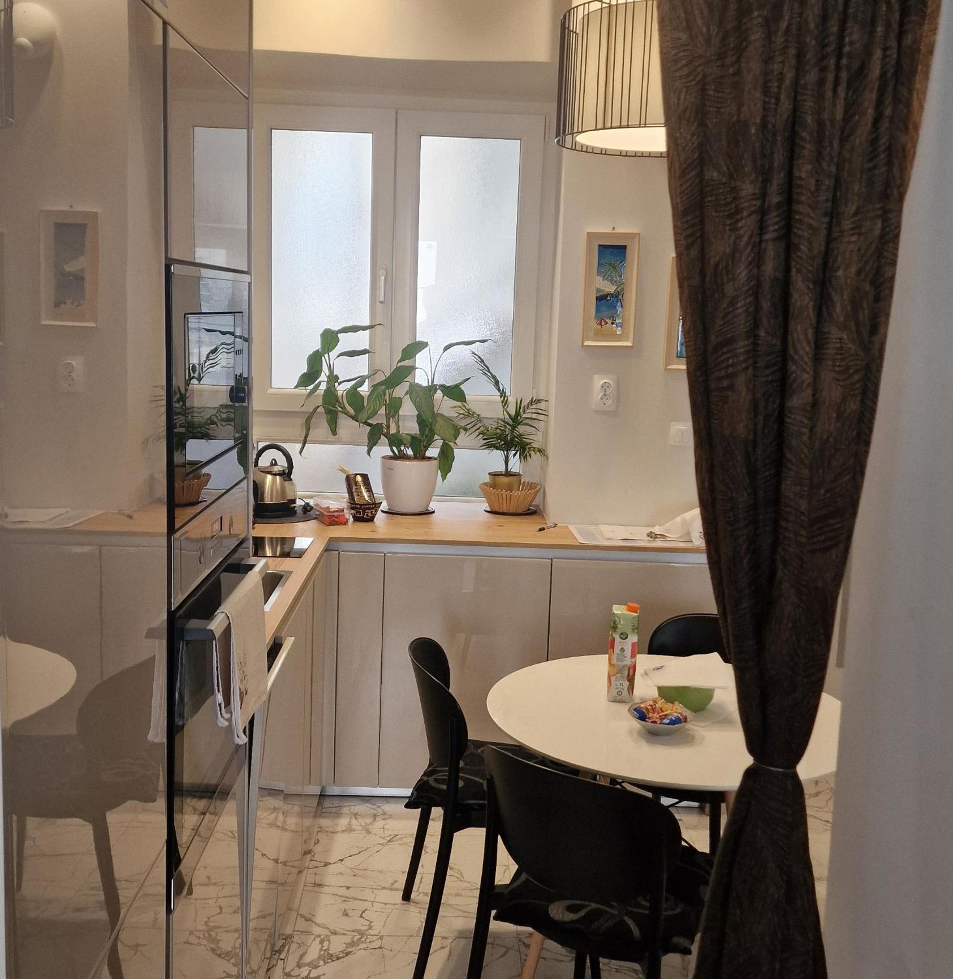Old Town Apartment 奥米什 外观 照片